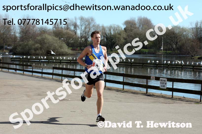 Mens Northern 12 Stage Road Relay, Stanley Park, Blackpool. Photo: David T. Hewitson/Sports for All Pics